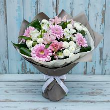 Букет цветов из:  Герберы, Альстромерии и Хризантемы в Зеленоградске