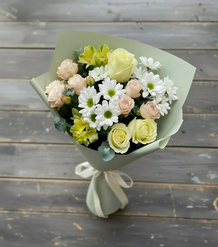 Букет цветов из: Альстромерии, Розы и Хризантемы в Зеленоградске