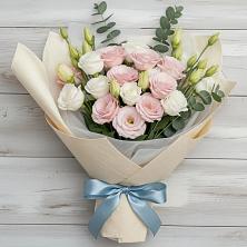 Букет цветов из:  Лизиантусы в Зеленоградске
