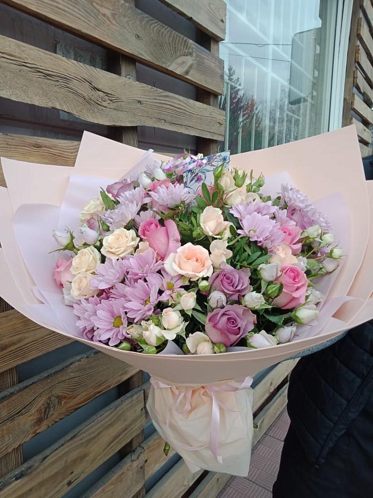 Букет цветов из: Розы и Хризантемы в Зеленоградске