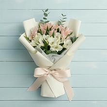 Букет цветов из:  Альстромерии в Зеленоградске