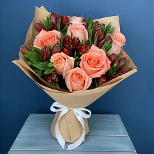 Букет цветов из:  Розы и Альстромерии в Зеленоградске