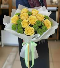 Букет цветов из:  Хризантемы и Розы в Зеленоградске
