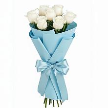 Букет 7 белых роз Проуд в Зеленоградске