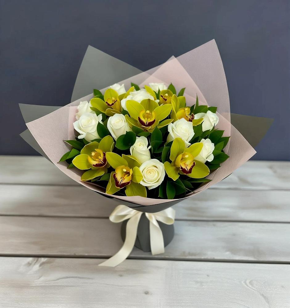 Букет цветов из: Орхидеи и Розы в Зеленоградске