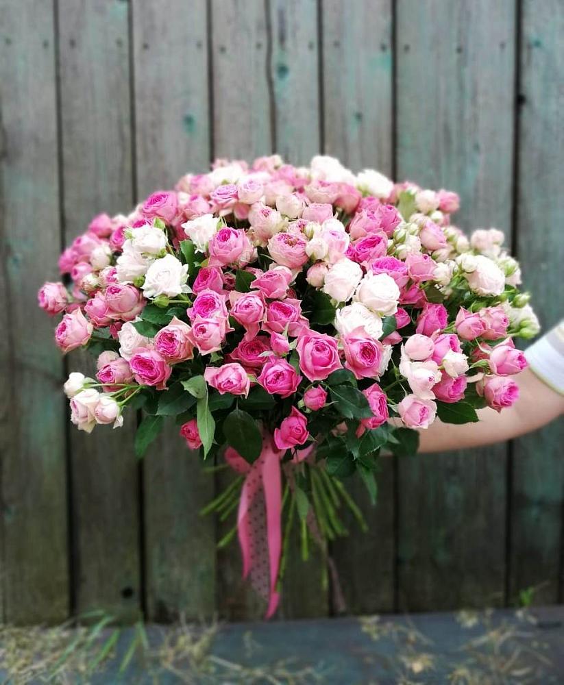 Букет Розовые кустовые розы Натали и Лав Лидия в Зеленоградске