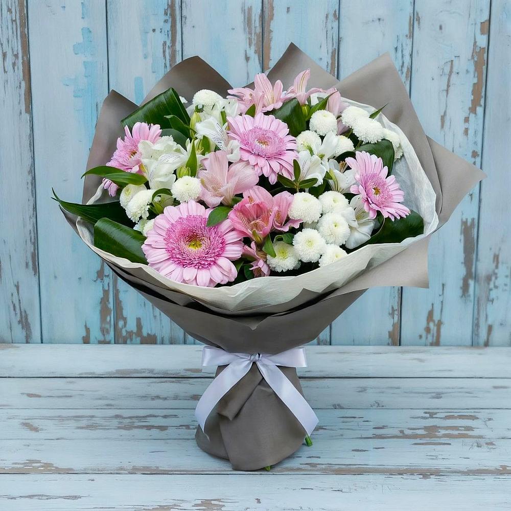 Букет цветов из: Герберы, Альстромерии и Хризантемы в Зеленоградске