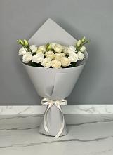 Букет цветов из:  Розы и Лизиантусы #REPLACE_PRED# Зеленоградске